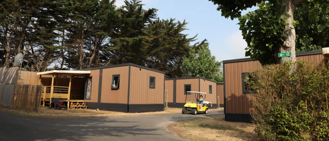 Lodge camping