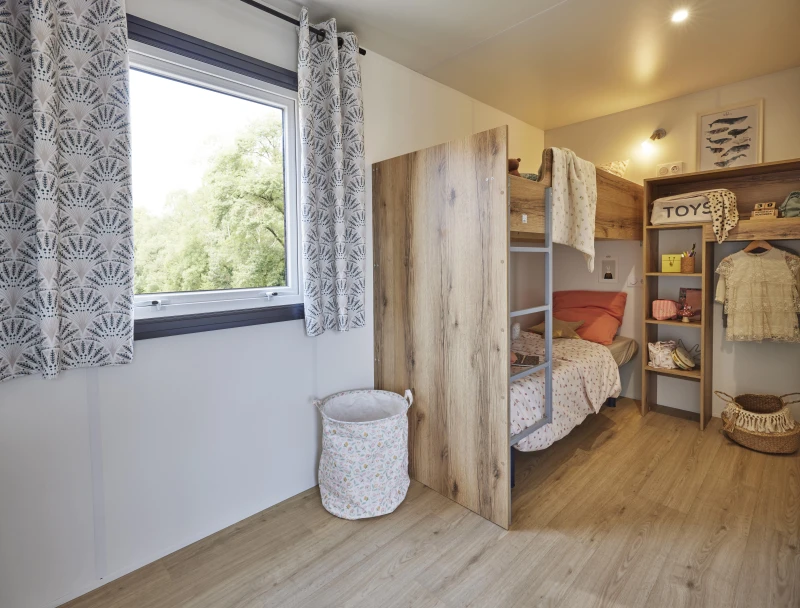 Lits superposés chambre enfants